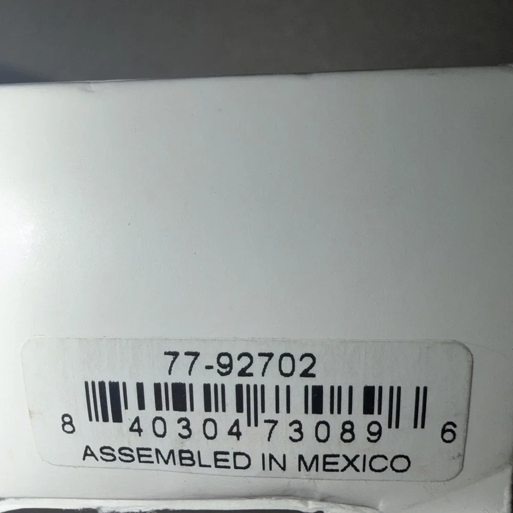 OtterBox Defender Pro Series Case with Holster‎ iPhone 15/14 Plus New